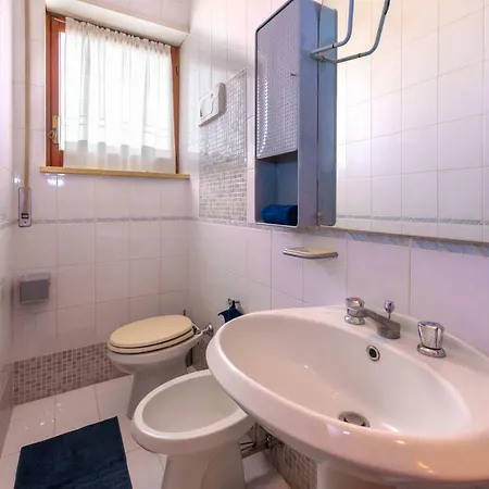 Dresda Penthouse Meta
